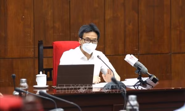 Phó Thủ tướng Vũ Đức Đam: Cần quản lý nghiêm ngặt trong các khu phong tỏa, cách ly