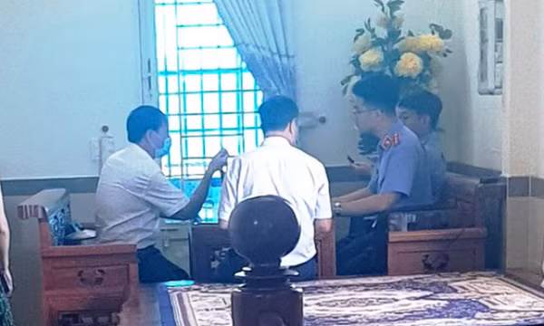 Nguyên Phó viện trưởng VKSND TP Bảo Lộc bị bắt để điều tra tội "Nhận hối lộ"
