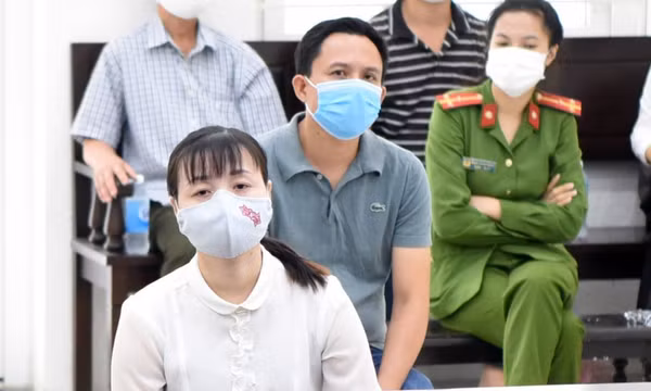 Cựu công an lĩnh 13 năm tù vì lừa nhiều đồng nghiệp