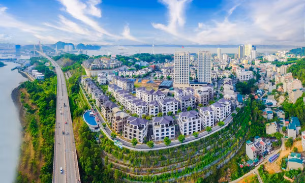 Biệt thự Beverly Hills Hạ Long trở thành “cơn khát” của giới thượng lưu 
