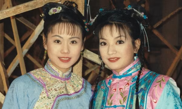Nữ phụ "Hoàn châu cách cách" trẻ đẹp, hạnh phúc hơn "Tiểu Yến Tử" Triệu Vy