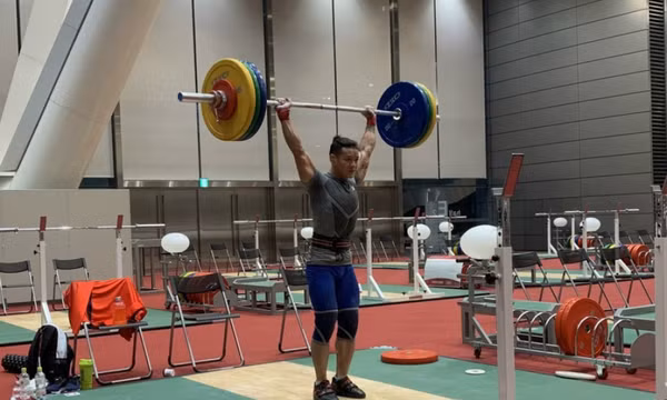 Thạch Kim Tuấn thi chung kết cử tạ Olympic ngày 25/7