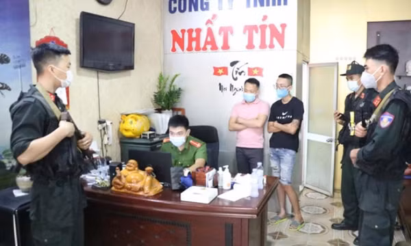 Đường dây núp bóng doanh nghiệp cho vay nặng lãi 500 tỷ đồng