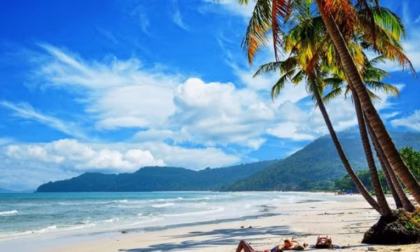Tour 'mua trước dùng sau' đắt khách mùa dịch