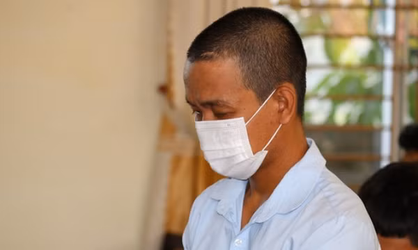 9 tháng tù cho đối tượng né chốt kiểm dịch tấn công CSGT