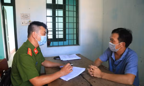 Tạm giữ hình sự kẻ mạo danh Trưởng đại diện báo Pháp Luật Việt Nam tại Huế