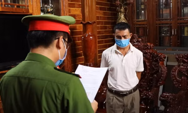 Khai thác đất vượt mức, thu lợi hơn 1 tỷ đồng