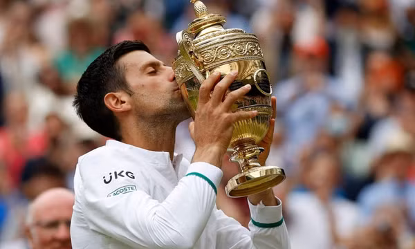 Vô địch Wimbledon, Djokovic san bằng kỷ lục của Federer và Nadal