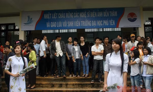 Lùi lịch Liên hoan phim Việt Nam 2021