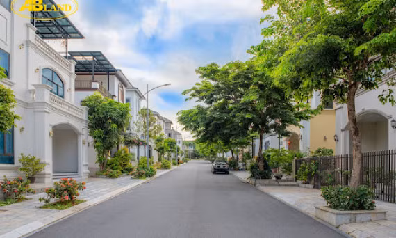 Giữa bão Covid-19, cuộc sống tại Beverly Hills Hạ Long vẫn bình yên đến lạ