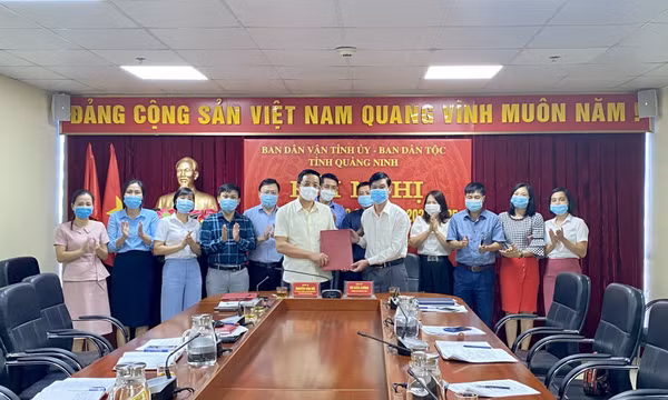 Ban Dân vận Tỉnh ủy và Ban Dân tộc tỉnh ký kết chương trình phối hợp giai đoạn 2021-2025