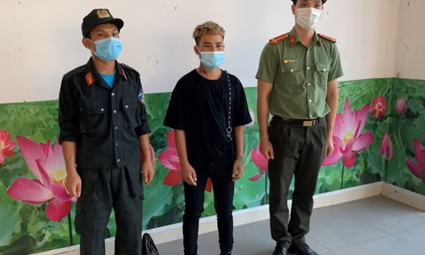 Bắt đối tượng đưa người Trung Quốc xuất cảnh trái phép
