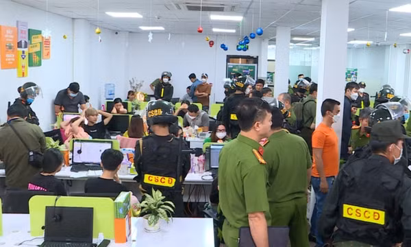 Triệt phá nhóm lừa đảo hơn 10.000 người