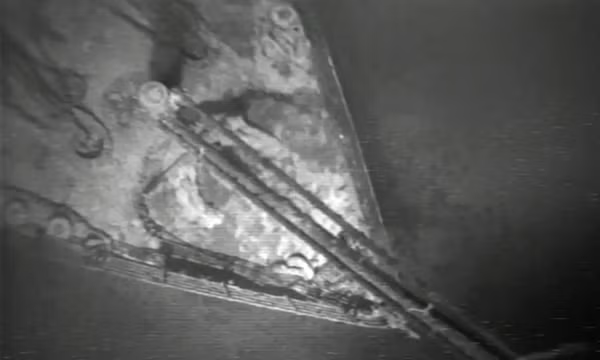 Công bố cảnh quay mới về xác tàu Titanic