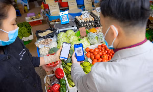 Đẩy mạnh thanh toán không dùng tiền mặt