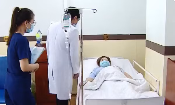 Vỡ gan do dùng đai nịt bụng giảm cân