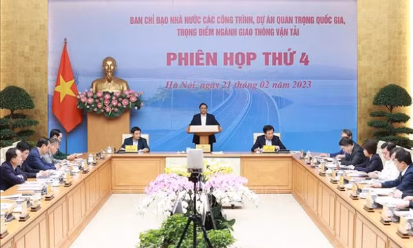 Thủ tướng Phạm Minh Chính: Phải chấm dứt tình trạng chia nhỏ gói thầu, thông thầu, bán thầu