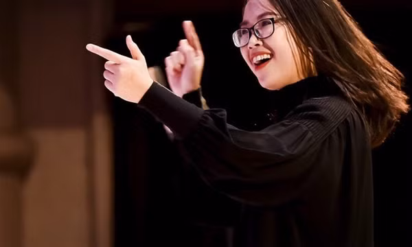 Người "thổi gió"...