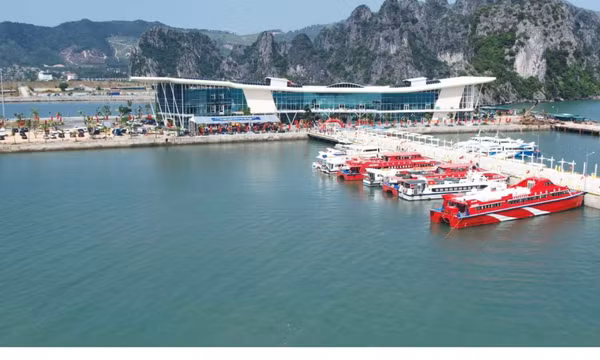Khai thác hiệu quả du lịch Vịnh Bái Tử Long