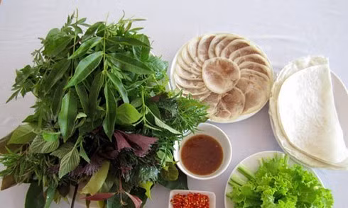 10 tác dụng ít biết của rau thơm