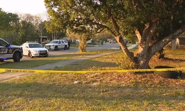 Hai nhà báo bị bắn thương vong khi đưa tin về nổ súng ở Florida, Mỹ