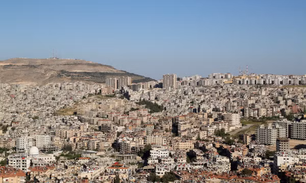 Israel không kích khu đông dân ở thủ đô Syria