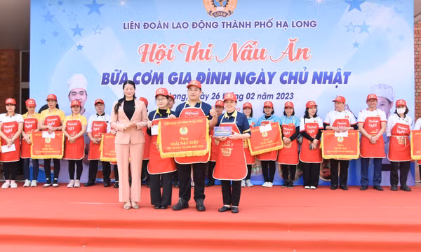 Hội thi nấu ăn giỏi CNVCLĐ TP Hạ Long năm 2023