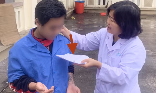 Những y bác sĩ có tinh thần thép và tấm lòng nhân hậu