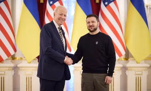 Tổng thống Mỹ lần đầu tiên đến Ukraine kể từ khi xung động Nga - Ukraine bùng phát