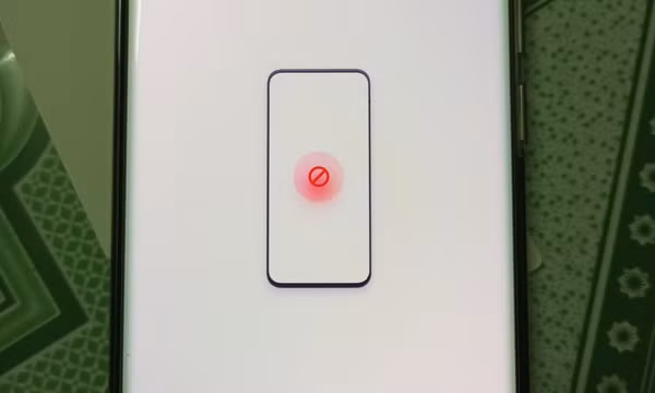 Điện thoại Realme xách tay bị khoá SIM tại Việt Nam: Lợi bất cập hại?