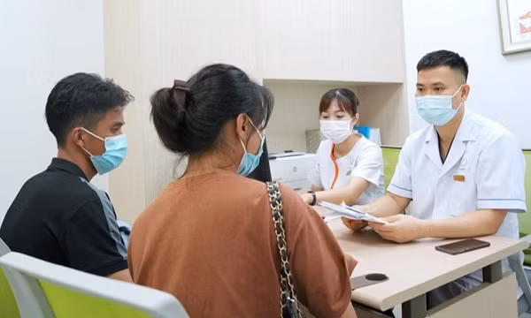 Vô sinh hiếm muộn ngày càng gia tăng và trẻ hóa 