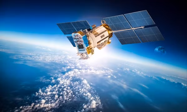 Trung Quốc sắp tung gần 13.000 vệ tinh đấu với Starlink của tỉ phú Elon Musk?