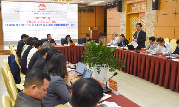 Hội nghị phản biện xã hội đối với dự thảo quy định chuẩn nghèo đa chiều giai đoạn 2023-2025