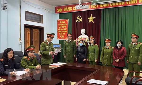Khởi tố, bắt tạm giam 3 bị can trong vụ nhận hối lộ ở CDC Hà Giang