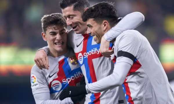 Dính cáo buộc hối lộ trọng tài, Barca có thể bị đánh rớt hạng