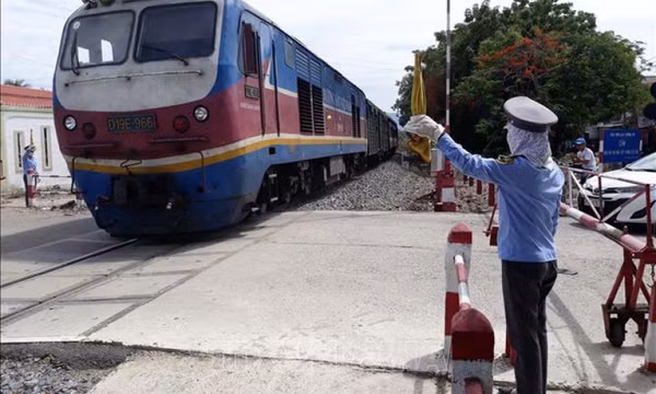 Đường sắt bố trí 400 tỷ đồng lắp thiết bị tín hiệu tại 270 đường ngang