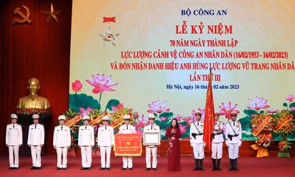 Thực hiện thật tốt lời dạy của Bác Hồ đối với Công an nhân dân và lực lượng Cảnh vệ
