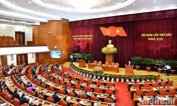 Siết chặt quy trình công tác cán bộ, xây dựng đội ngũ ngày càng vững mạnh