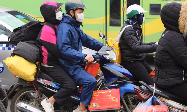 Những kinh nghiệm xương máu đi xe máy về quê ăn Tết