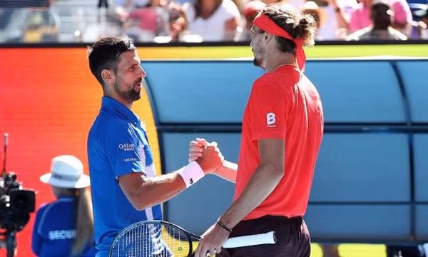 Djokovic bỏ cuộc ở bán kết Australia Mở rộng
