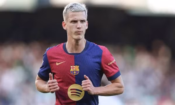 La Liga từ chối cho Barca đăng ký Dani Olmo