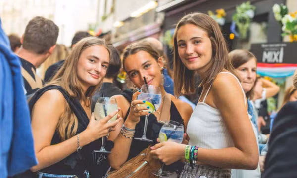 10 quốc gia người dân đi du lịch nhiều nhất thế giới