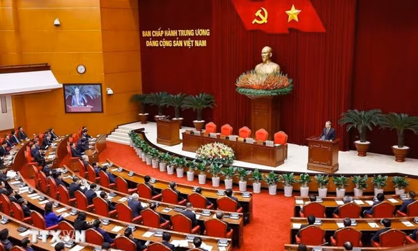 Ngày làm việc thứ hai và phiên bế mạc Hội nghị Ban Chấp hành TW Đảng khóa XIII