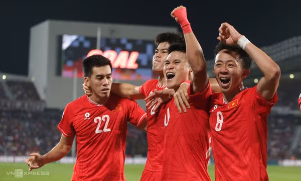 Tuyển Việt Nam nhận mưa tiền thưởng khi vô địch ASEAN Cup