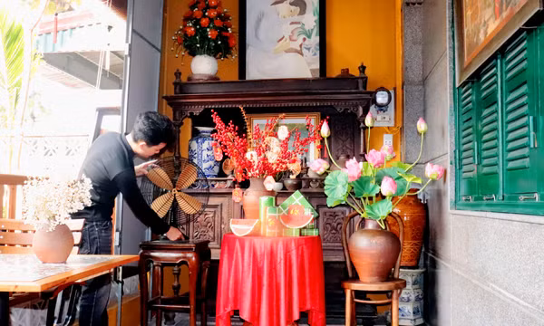 Thưởng lãm không khí Tết sớm với Hội Cà Phê