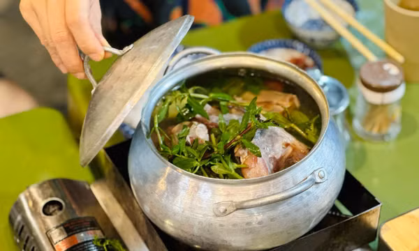 Tết cận kề, bỏ 3 loại nồi, chảo tránh nguy cơ nhiễm chất độc