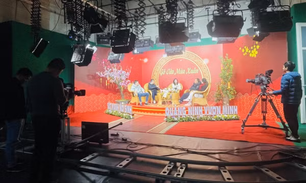 Cầu truyền hình “Gõ cửa mùa xuân" năm 2025