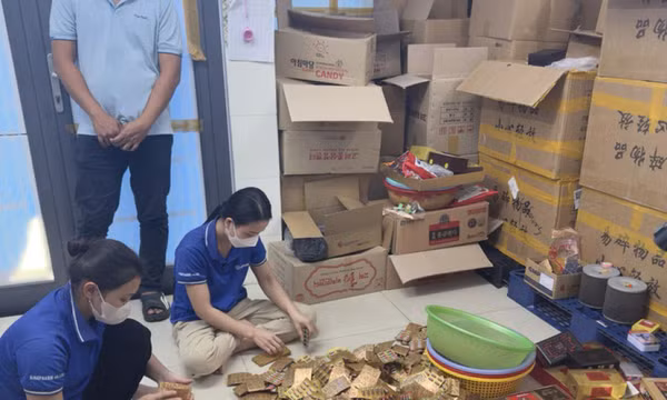 Người đàn ông học lớp 9, không biết gì về dược làm giám đốc công ty sản xuất thuốc giả lớn ở TP.HCM