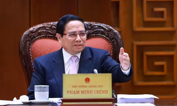 Thủ tướng: Làm tốt công tác tư tưởng với công chức, viên chức khi sắp xếp bộ máy
