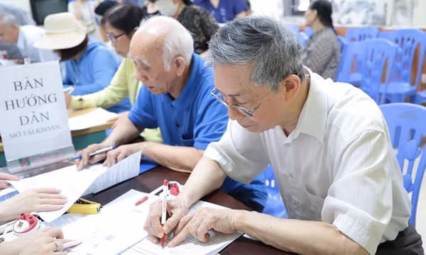 Năm 2025 tiếp tục tăng tuổi hưu, người 70 tuổi có thể được hưởng trợ cấp hưu trí